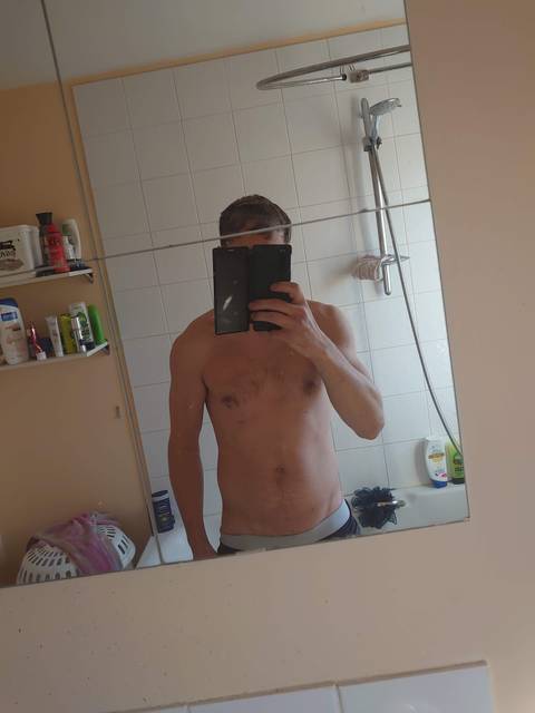 @razzlery nude razzlery nude