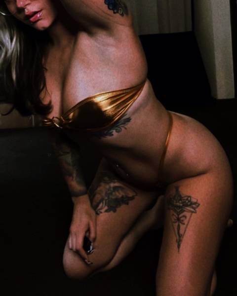 @leighlaxoxo @leighlaxoxo