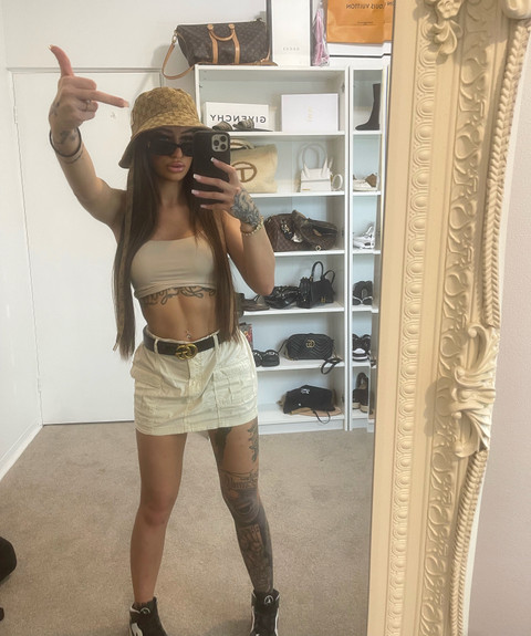 Bella profile picture