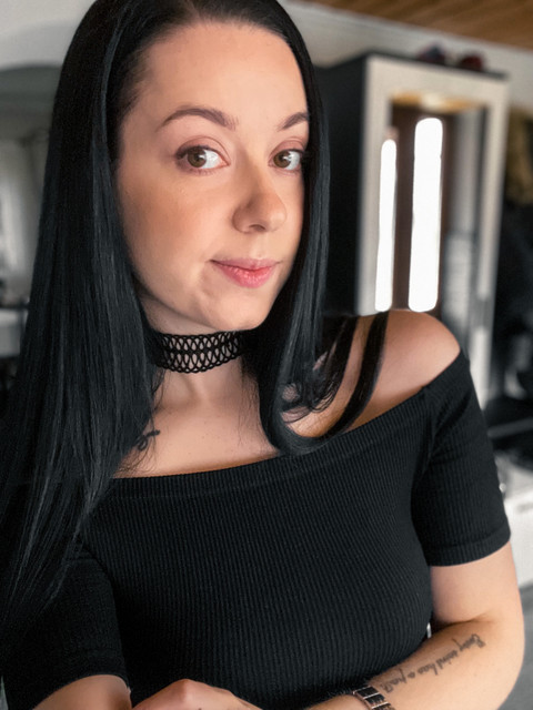 Honey profile picture