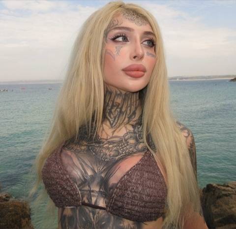 @missjezebelx @missjezebelx