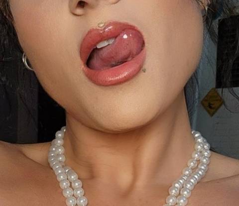 @juicy.malvi_tease @juicy.malvi_tease