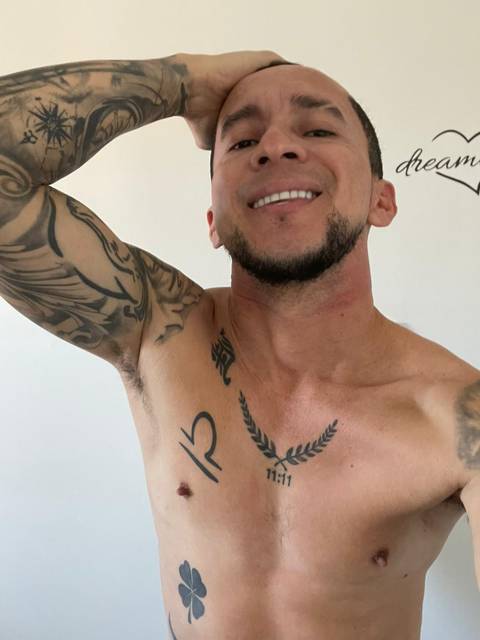 @louisponlyf nude louisponlyf nude